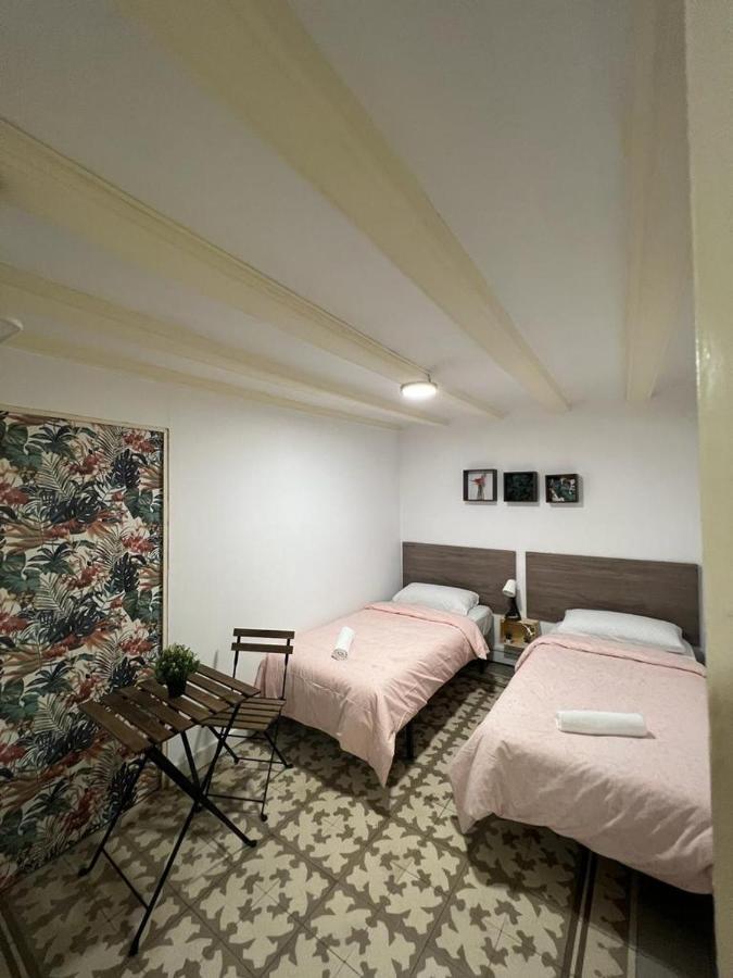 Sleep In Gothic Bcn Hostel บาร์เซโลนา ภายนอก รูปภาพ